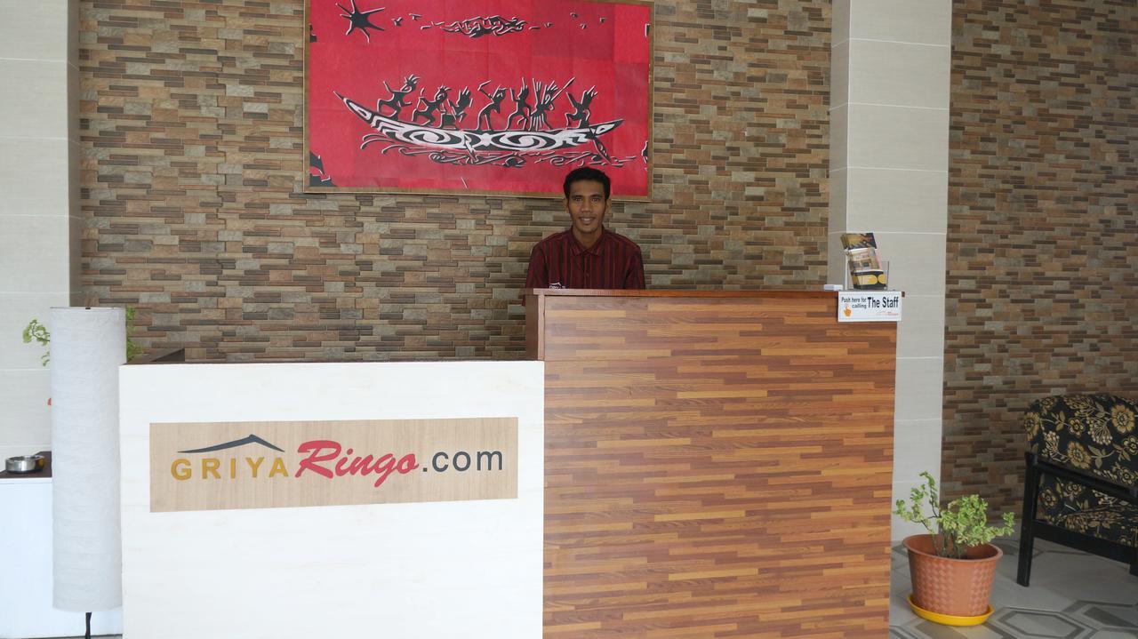 Griya Ringo Guest House Sorong Bagian luar foto